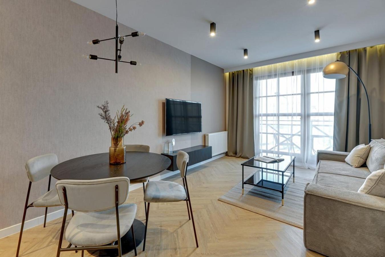 Nowa Motlawa Spa, Pool, Gym & Parking By Downtown Apartments Danzig Exterior foto
